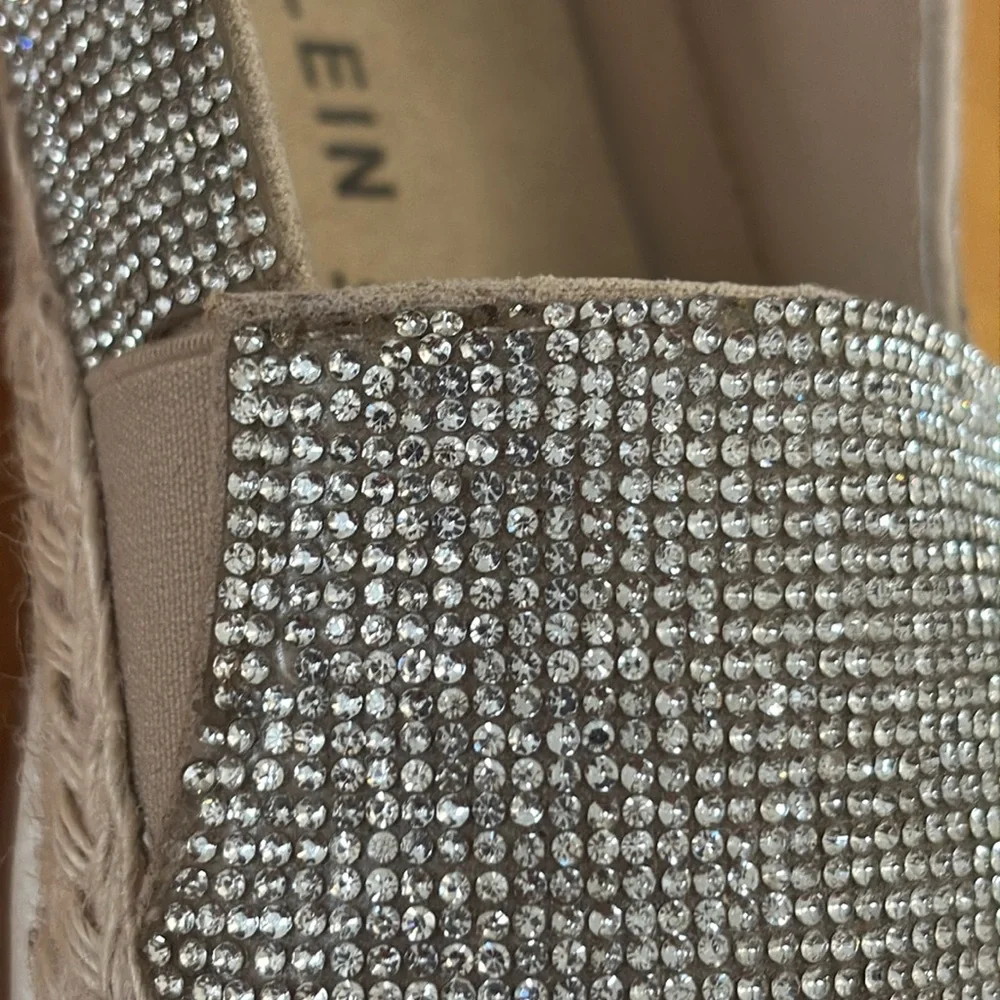 Anne Klein 